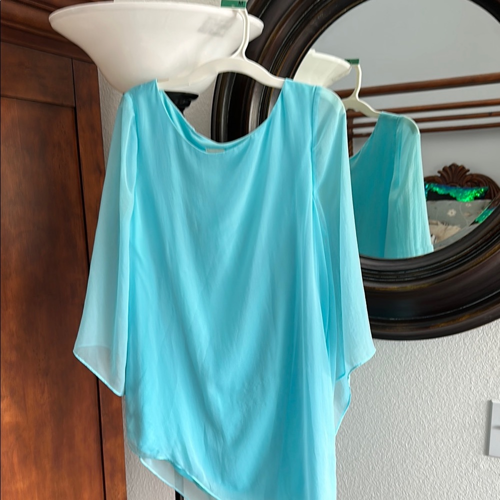 Chico's Relaxed Blue Dolman Sleeve Blouse